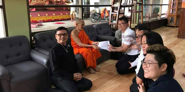 เราจะเป็นผู้ให้ที่เอื้อเฟื้อ และเป็นผู้รับที่ยอดเยี่ยม